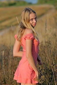 Nake.Me search results: cute young blonde girl outside on a meadow